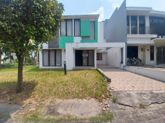 Rumah Disewakan Semi Furnished di Cluster Vassa Wood Lippo CIkarang